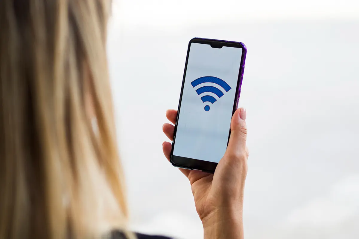 So finden Sie heraus, wer mit Ihrem WLAN verbunden ist: einfache Methoden zur Erkennung von Angreifern